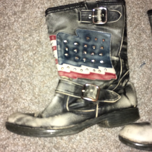 American Rag Boots - Picture 3 of 4